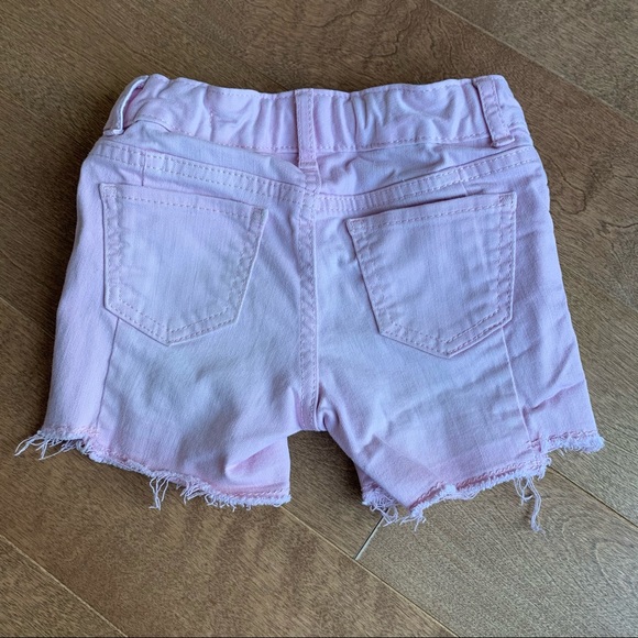 3/$10 GAP Girls pink jean shorts 5y - Picture 3 of 5